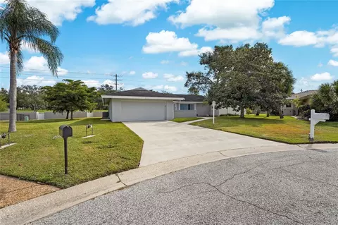 5720 Timber Lake Cir, Sarasota, FL 34243