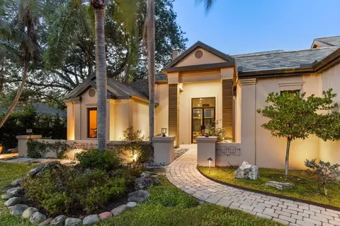 Exterior - 49 Osprey Point Dr, Osprey, FL 34229 photo 10 of 25