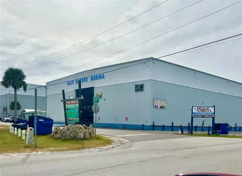 100 Circuit Rd #N-110, Nokomis, FL 34275