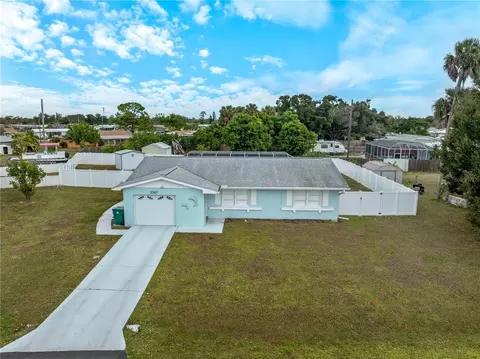 2367 Ivanhoe St, Port Charlotte, FL 33952