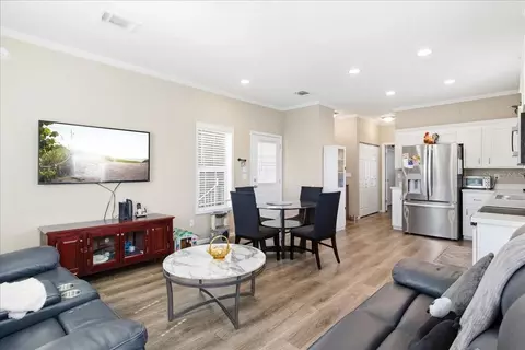 1508 24th Avenue Dr W, Bradenton, FL 34205