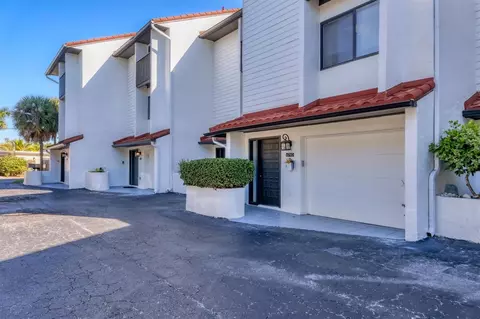 6790 Sarasea Cir #6790, Sarasota, FL 34242
