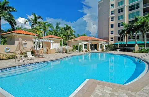 Exterior - 401 N Point Rd #603, Osprey, FL 34229 photo 10 of 22