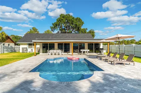 483 S Florida Mango Rd, West Palm Beach, FL 33406