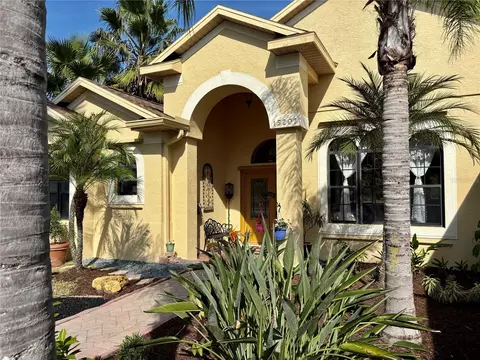 15207 17th Ave E, Bradenton, FL 34212
