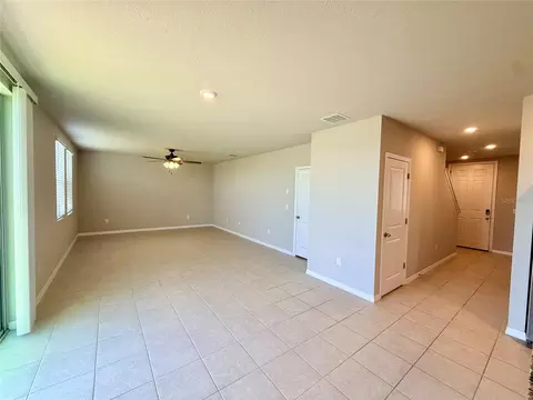 Living - 10062 Daybreak Gln, Parrish, FL 34219 photo 4 of 4