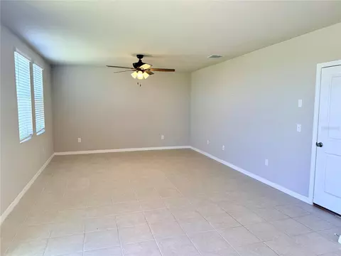 Living - 10062 Daybreak Gln, Parrish, FL 34219 photo 3 of 4