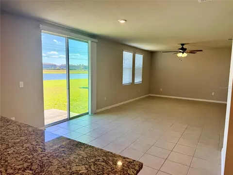 Living - 10062 Daybreak Gln, Parrish, FL 34219 photo 2 of 4