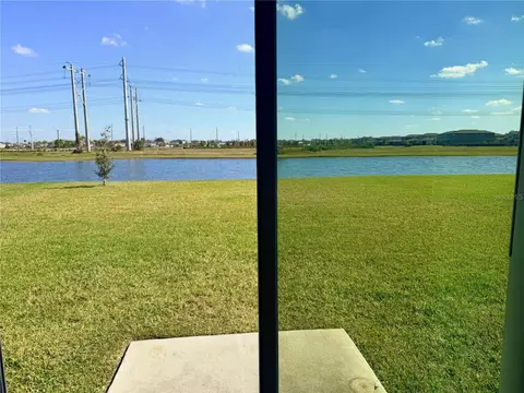 View/Area - 10062 Daybreak Gln, Parrish, FL 34219 photo 2 of 5