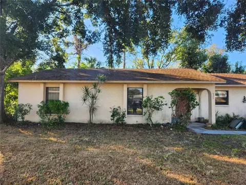 928 Cypress Wood Ln, Sarasota, FL 34243