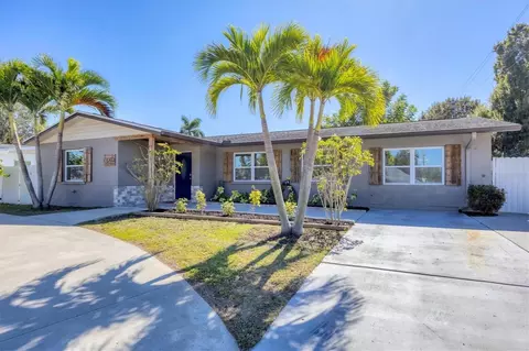 6415 2nd Ave W, Bradenton, FL 34209