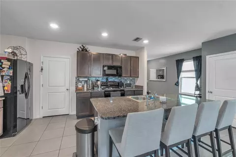 Kitchen - 5330 San Palermo Dr, Bradenton, FL 34208 photo 2 of 3