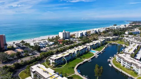 View/Area - 4350 Chatham Dr UNIT E-208, Longboat Key, FL 34228 photo 7 of 18