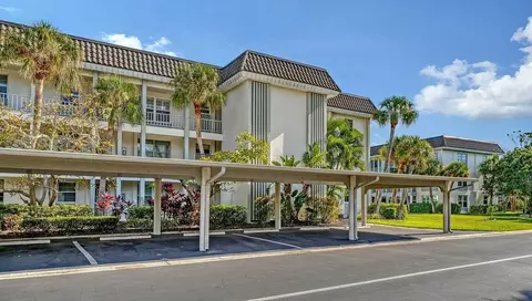 Exterior - 4350 Chatham Dr UNIT E-208, Longboat Key, FL 34228 photo 2 of 24
