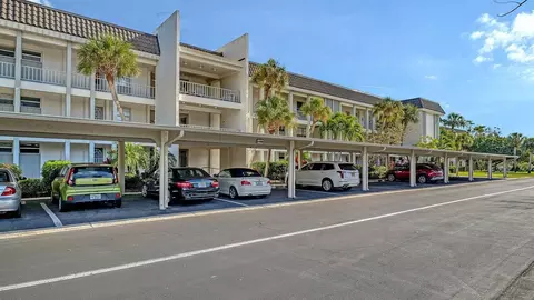 Exterior - 4350 Chatham Dr UNIT E-208, Longboat Key, FL 34228 photo 3 of 24