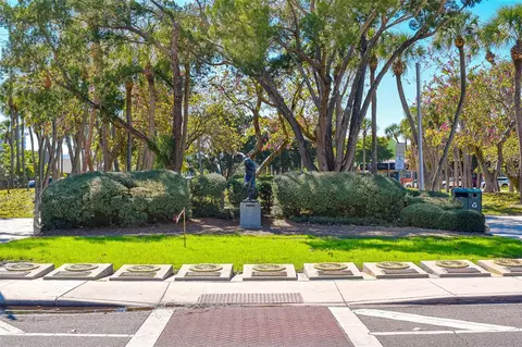 Exterior - 4350 Chatham Dr UNIT E-208, Longboat Key, FL 34228 photo 19 of 24
