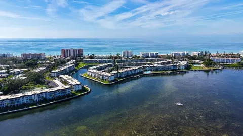 View/Area - 4350 Chatham Dr UNIT E-208, Longboat Key, FL 34228 photo 9 of 18