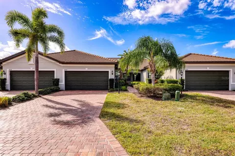 17634 Camden Dr, Bradenton, FL 34202