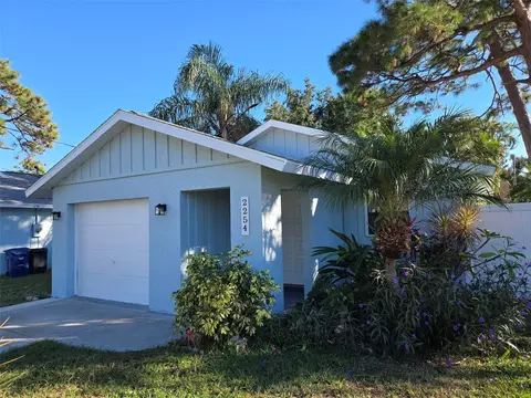 2254 Eugene St, Sarasota, FL 34231 photo 1
