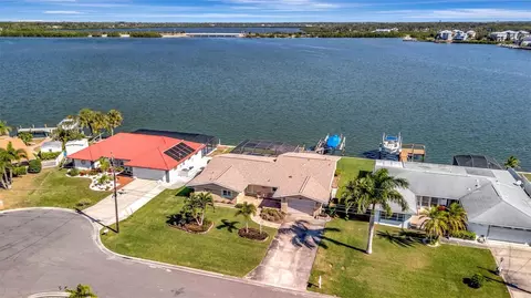 5308 Beacon Rd, Palmetto, FL 34221