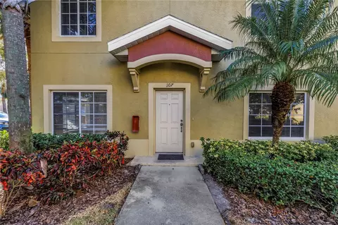 3511 45th Ter W #107, Bradenton, FL 34210