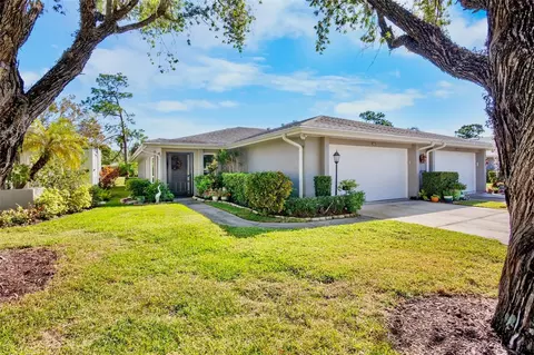 3905 Center Gate Cir #3, Sarasota, FL 34233