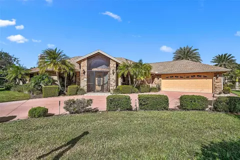 4714 Long Lake Dr, Sarasota, FL 34233
