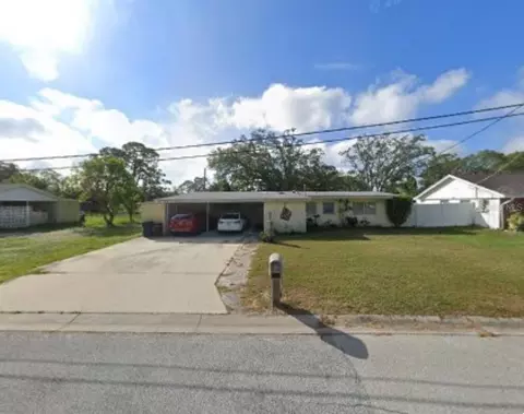 912 68th Ave W, Bradenton, FL 34207