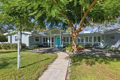 2723 59th St, Sarasota, FL 34243