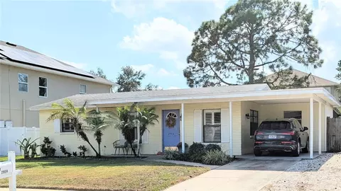 2914 Trudy Ln, Tampa, FL 33611