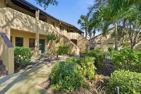 5768 Ashton Lake Dr #7, Sarasota, FL 34231
