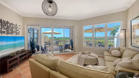 5440 Eagles Point Cir #104, Sarasota, FL 34231