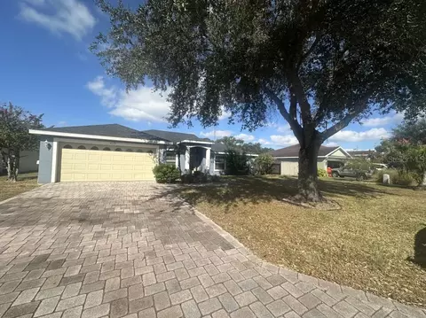 419 Majestic Gardens Blvd, Winter Haven, FL 33880