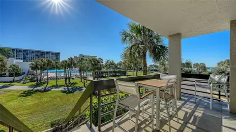 1125 Gulf Of Mexico Dr #101, Longboat Key, FL 34228