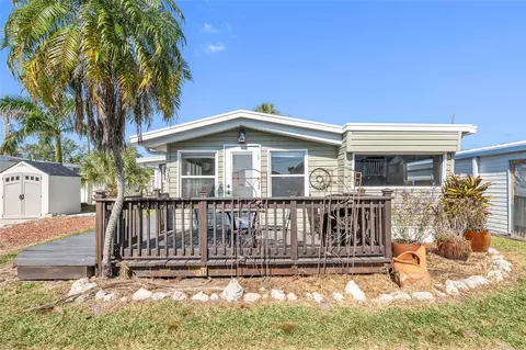 2601 Gulf Dr N #510, Bradenton Beach, FL 34217
