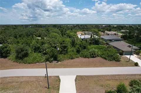 134 Yellow Pine Dr, Rotonda West, FL 33947