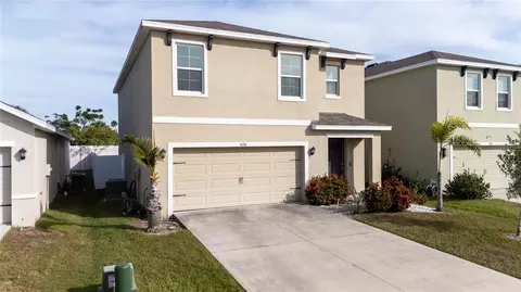 4126 Willow Hammock Dr, Palmetto, FL 34221