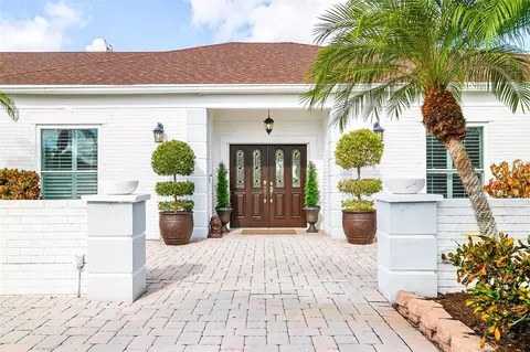 4672 Alexander Pope Ln, Sarasota, FL 34241