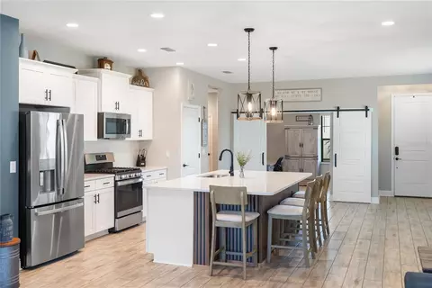Kitchen - 14132 Campfire Ct, Parrish, FL 34219 photo 2 of 7
