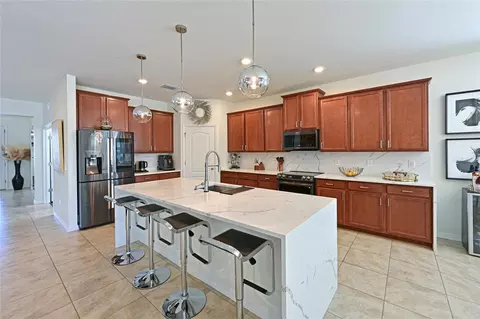 Kitchen - 2811 130th Ave E, Parrish, FL 34219 photo 1 of 5