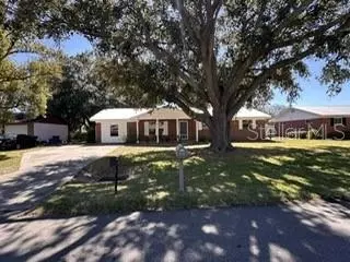 2124 Country Loop S, Lakeland, FL 33811