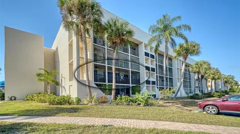 6124 43rd St W #208A, Bradenton, FL 34210