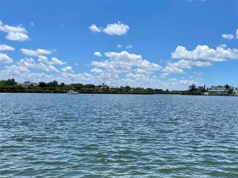 3710 Gulf Of Mexico Dr #G12, Longboat Key, FL 34228
