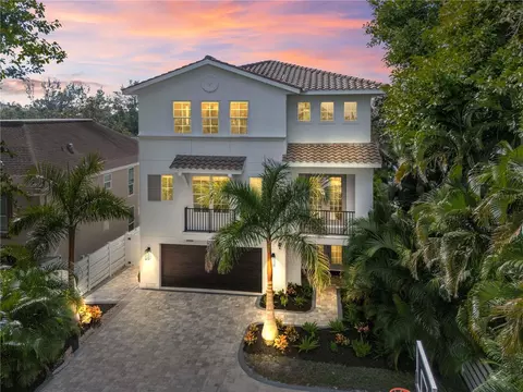 8008 Midnight Pass Rd, Sarasota, FL 34242