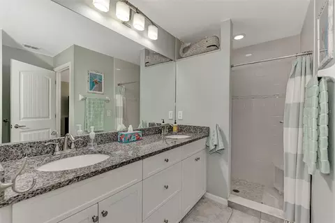 Bath - 8 Amidship Rd, Placida, FL 33946 photo 1 of 3