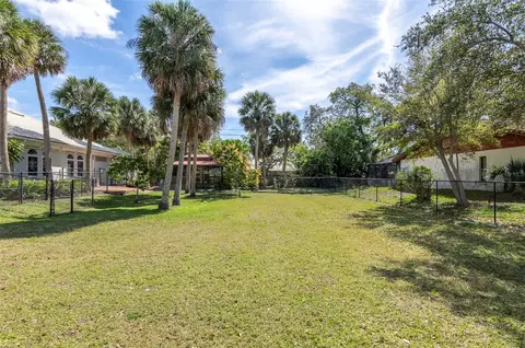 Fiesta Drive, Sarasota, FL 34231