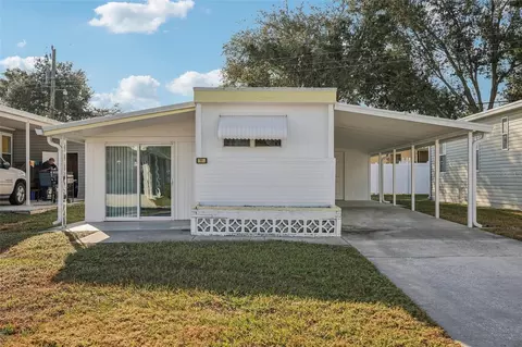 111 Lakeview Dr, Palmetto, FL 34221