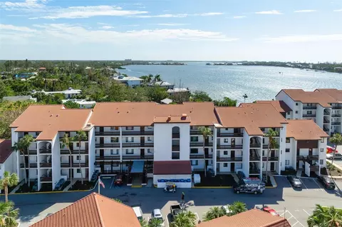 1624 Stickney Point Rd #401, Sarasota, FL 34231