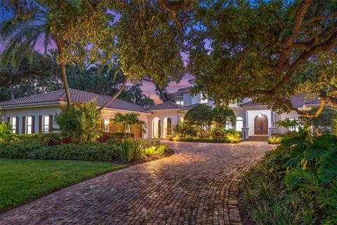 3000 Southwest Dr, Sarasota, FL 34239