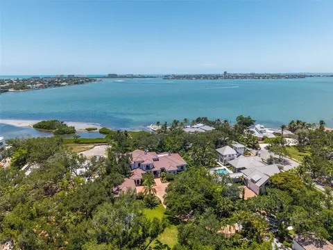 3000 Southwest Dr, Sarasota, FL 34239